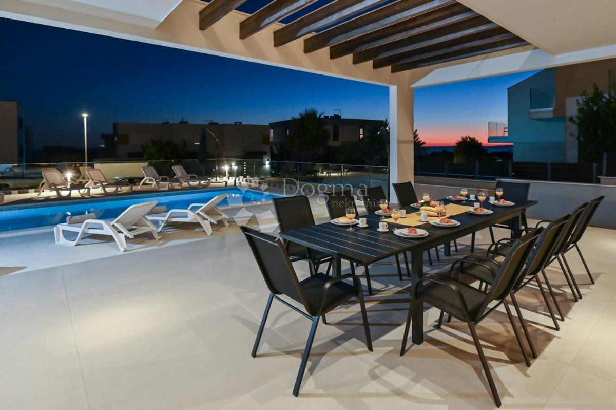 Casa Novalja, 310m2