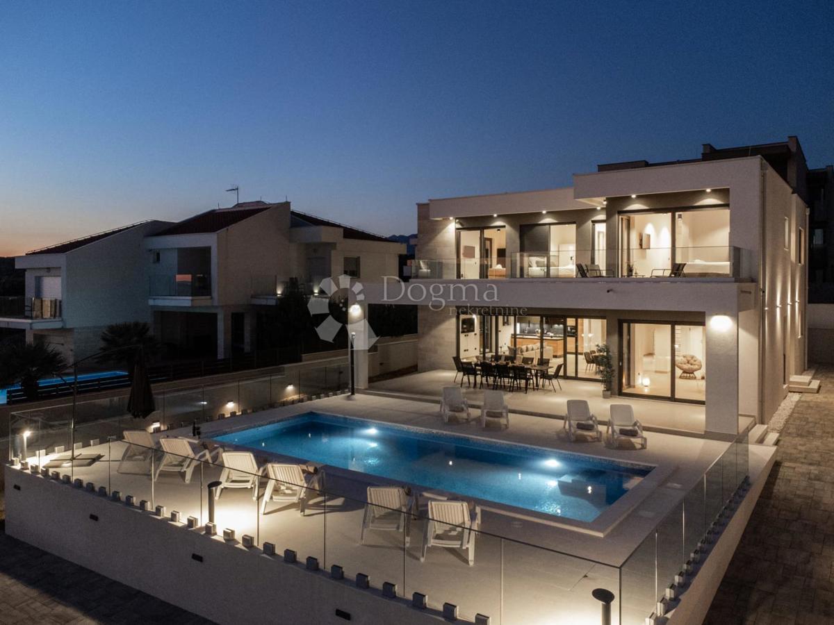 Casa Novalja, 310m2