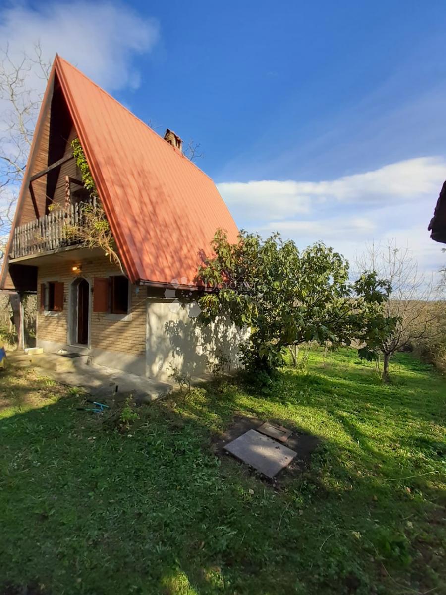 Casa Velika Peratovica, Grubišno Polje, 105m2