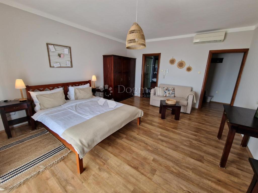 Allogio Crikvenica, 100m2