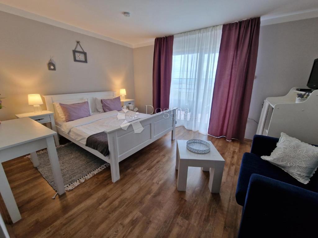 Allogio Crikvenica, 100m2