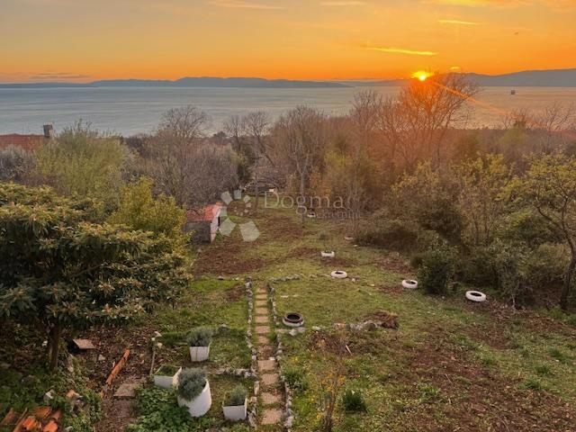 Casa Rožmanići, Kostrena, 61m2