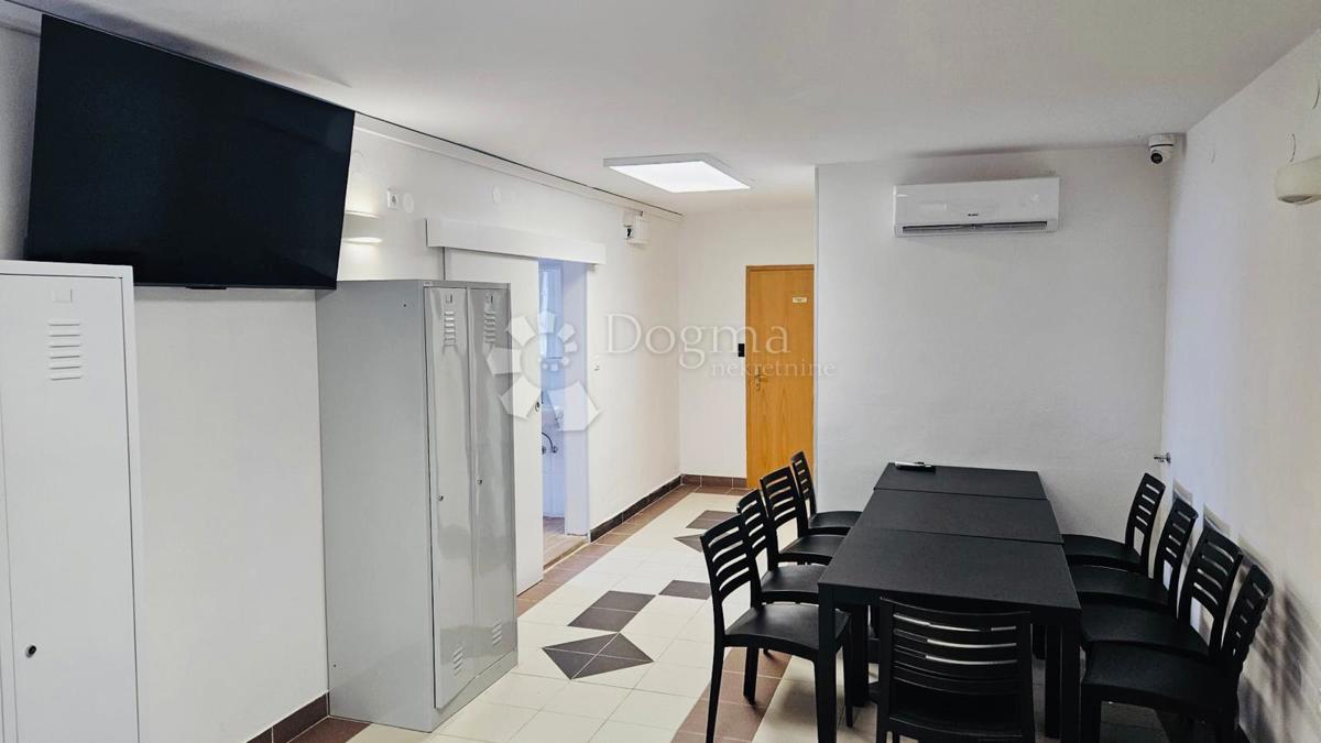 Casa Soblinec, Sesvete, 300m2