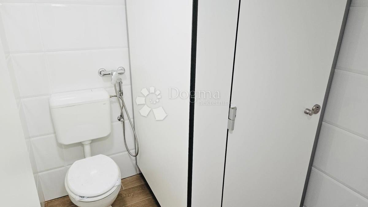 Casa Soblinec, Sesvete, 300m2