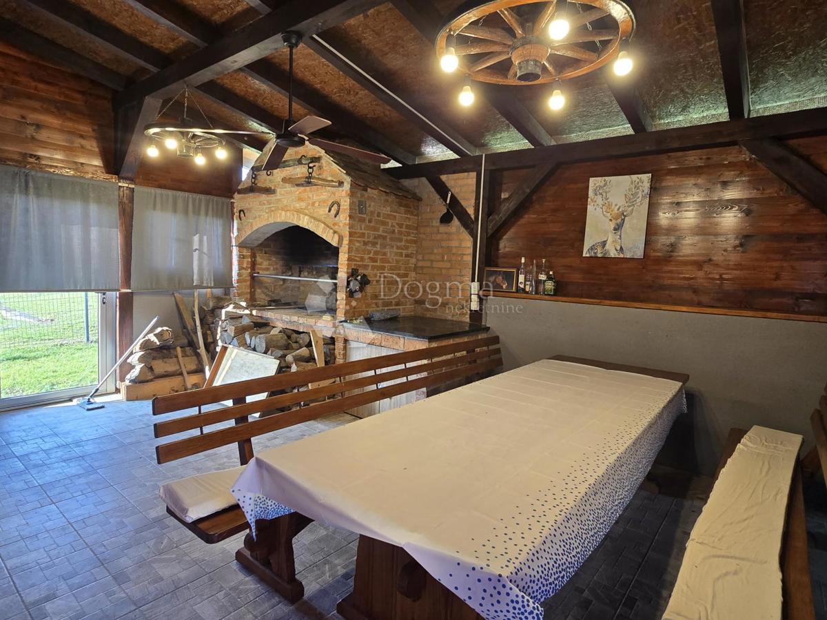 Casa Hrvatska Kostajnica, 130m2