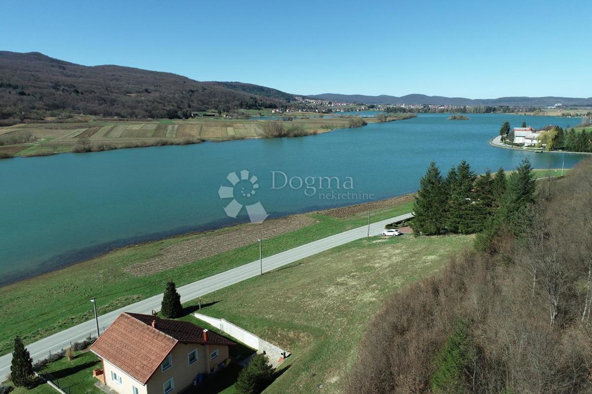 Terreno edificabile Ogulin, 483m2