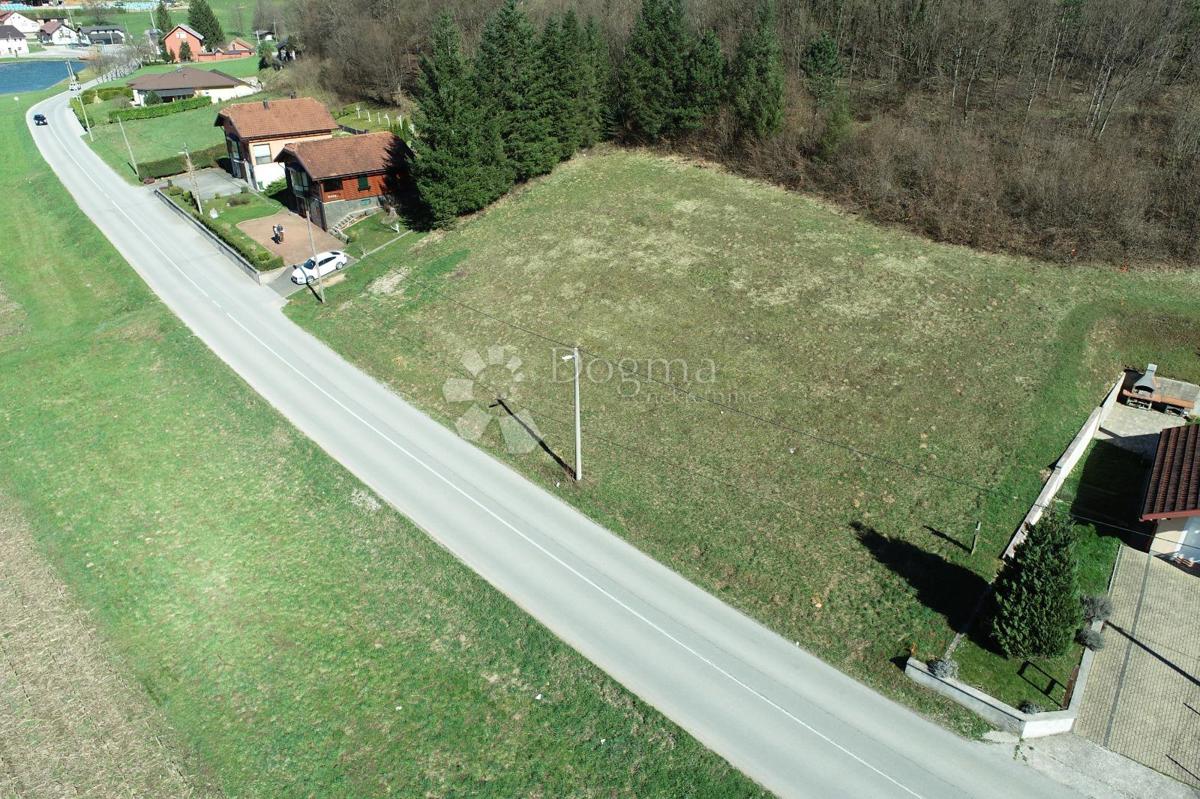 Terreno edificabile Ogulin, 483m2