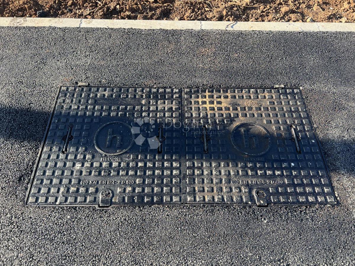 Terreno edificabile Štinjan, Pula, 2.300m2