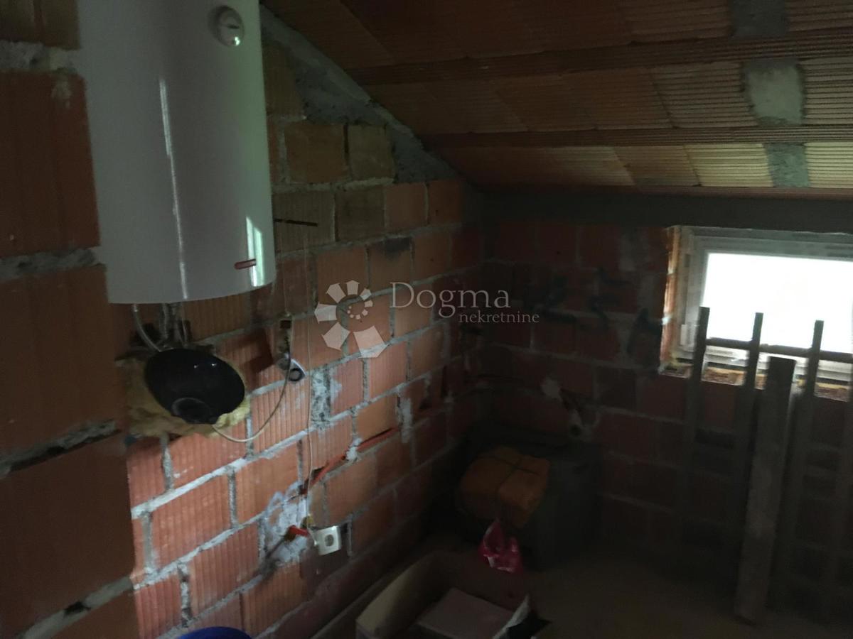 Casa Bratina, Pisarovina, 175m2