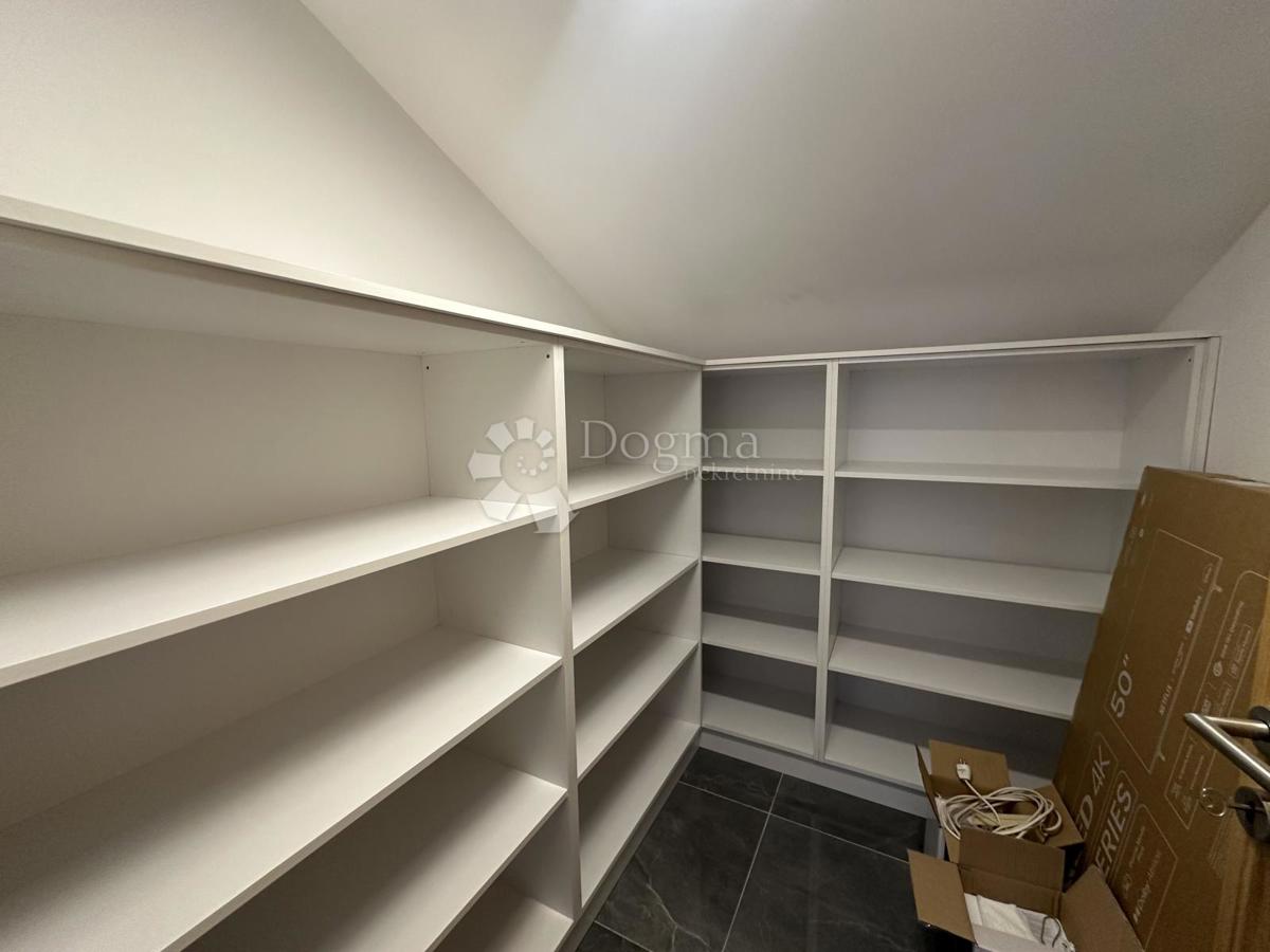 Casa Crikvenica, 550m2