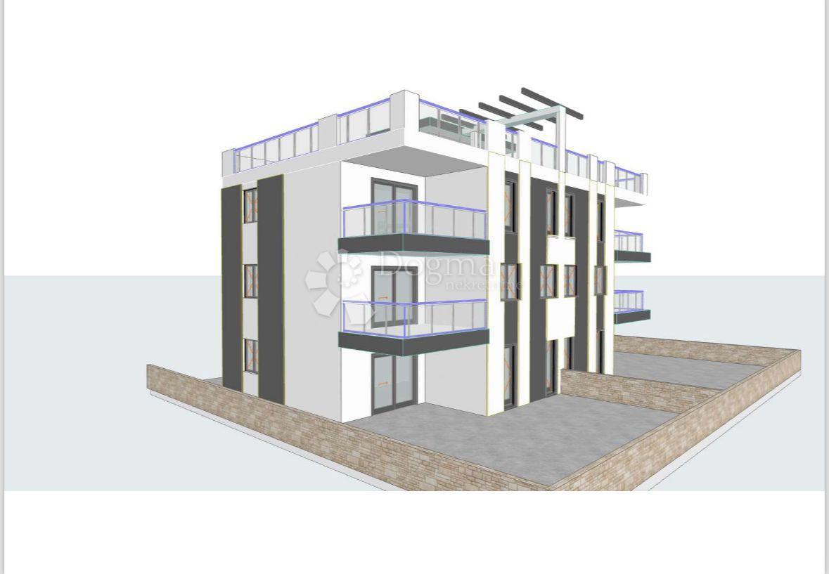 Terreno edificabile Sućuraj, 658m2