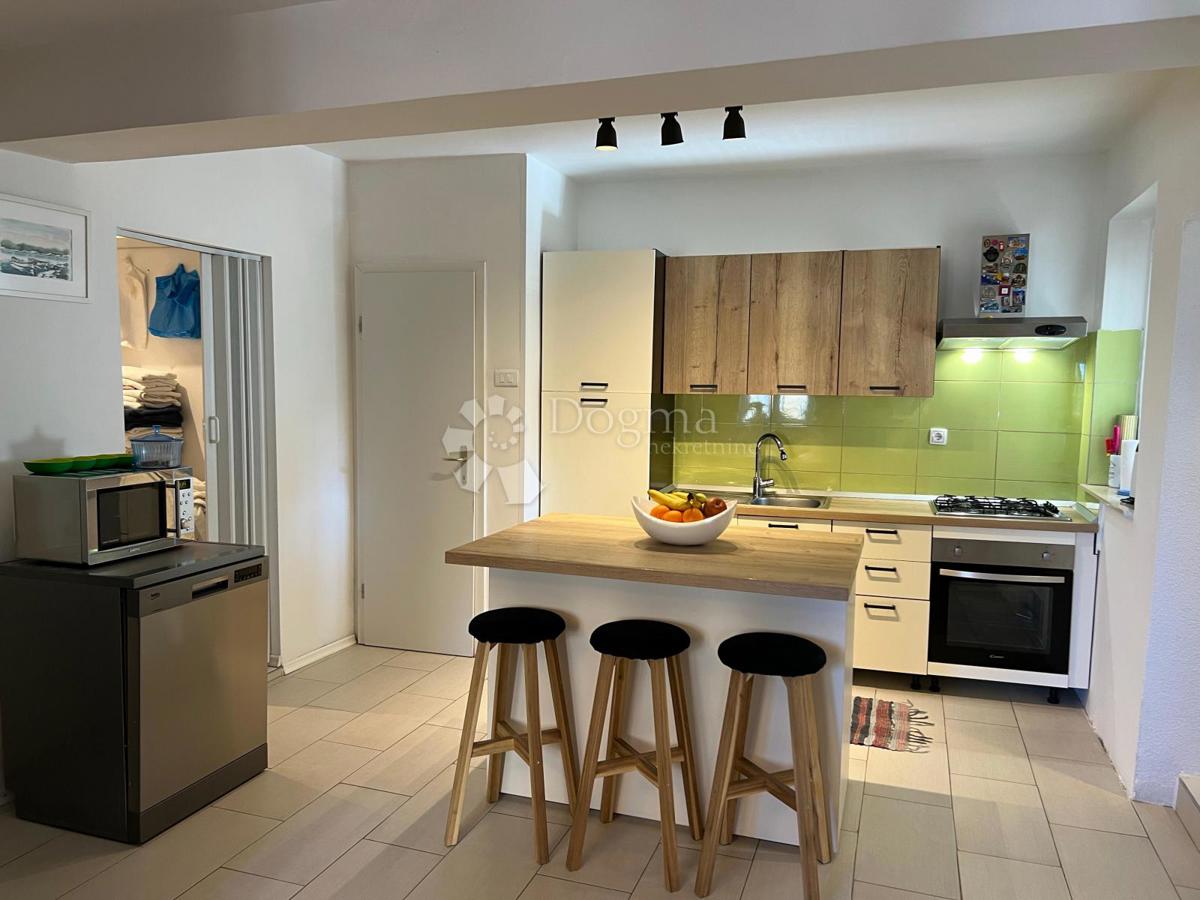 Allogio Baldekin, Šibenik, 69,20m2