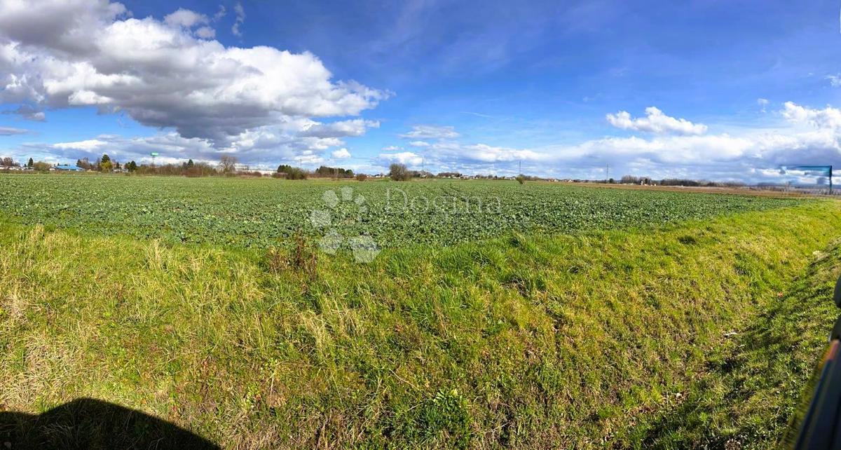 Terreno edificabile Brezje, Varaždin, 14.261m2