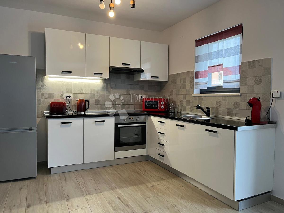 Casa Pješčana Uvala, Medulin, 180m2