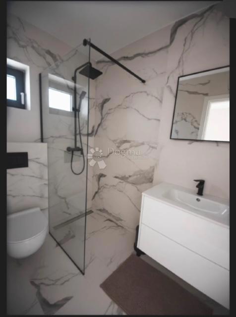 Allogio Crikvenica, 112m2