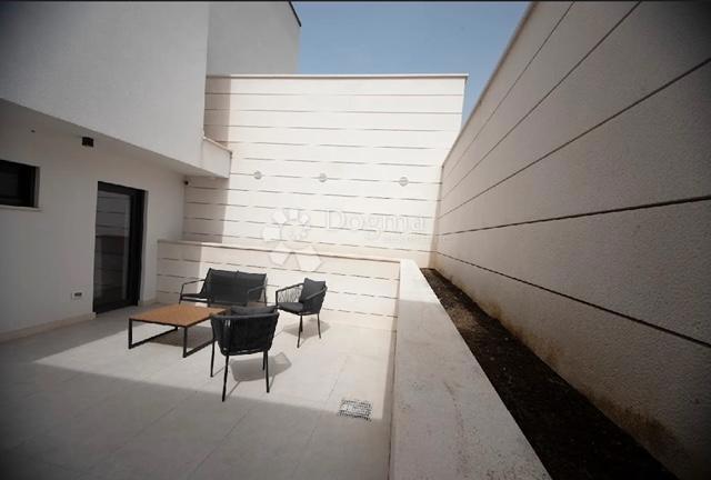 Allogio Crikvenica, 112m2