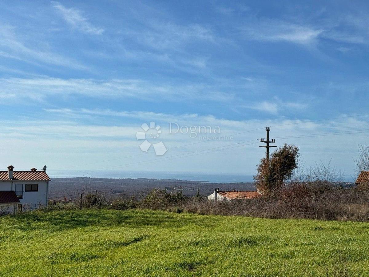 Terreno edificabile con vista fantastica