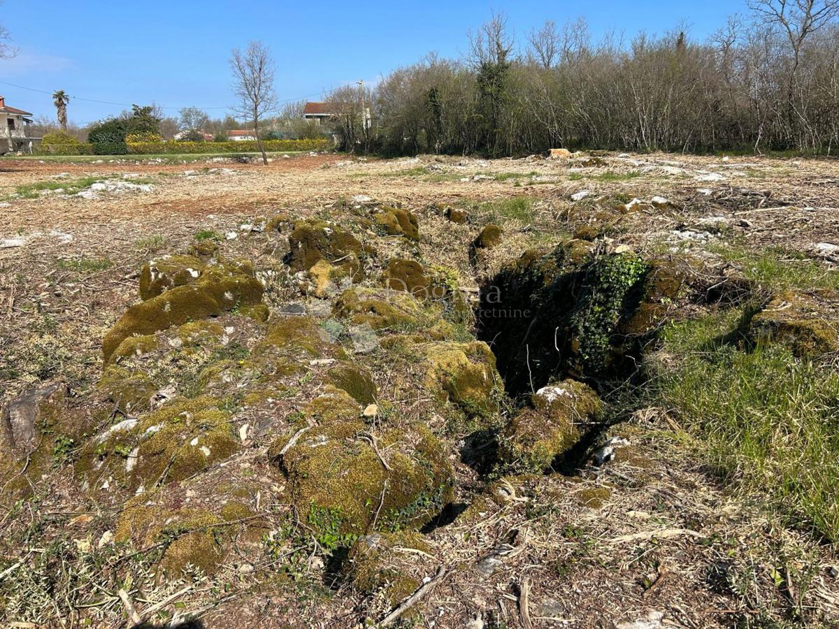 TERRENO EDIFICABILE ATTRAENTE - zona Parenzo