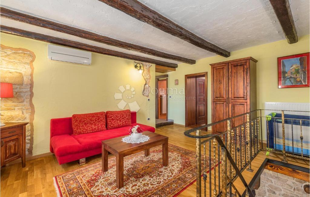 Casa Kaštel, Buje, 597m2