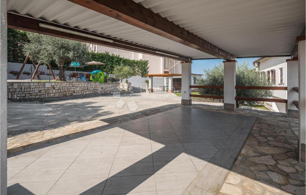 Casa Kaštel, Buje, 597m2