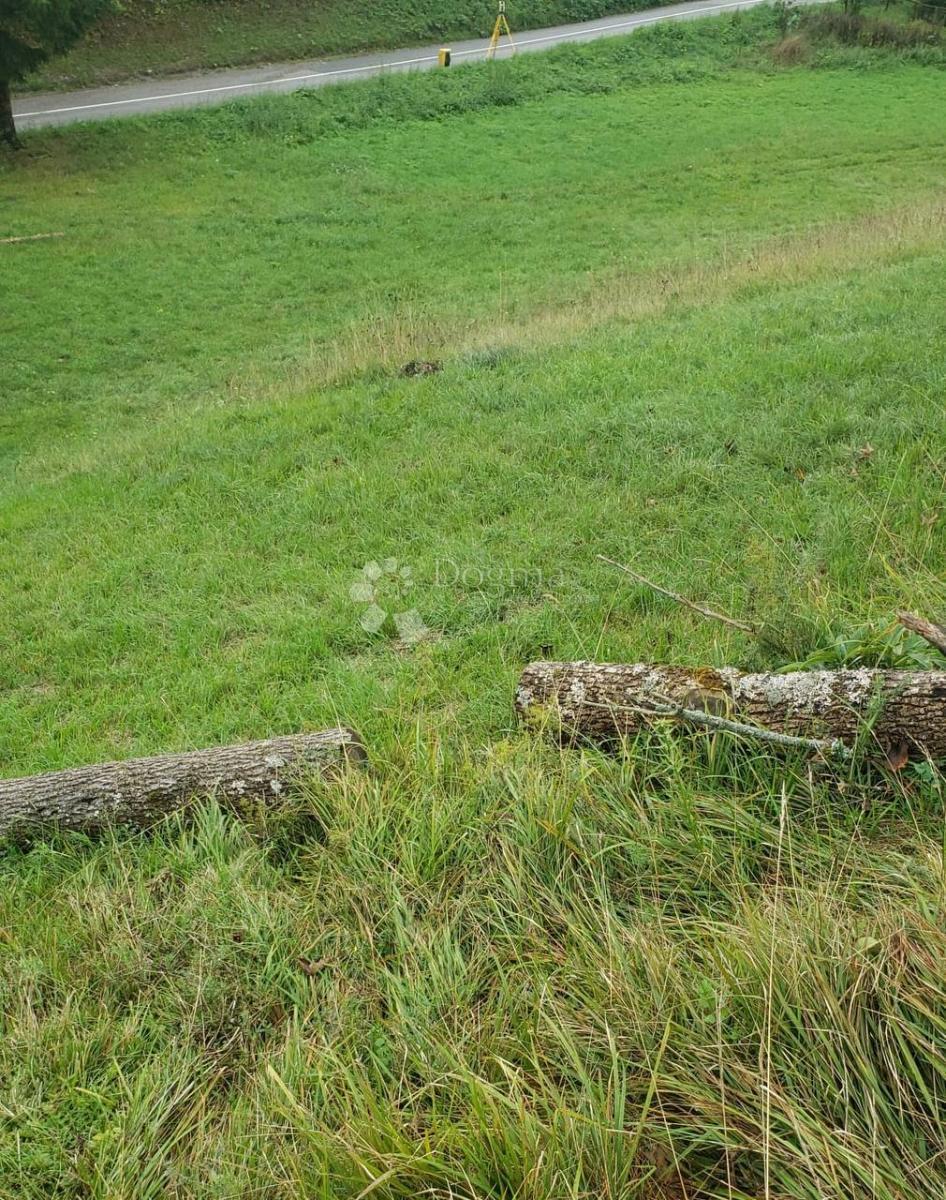 Terreno edificabile Stari Laz, Ravna Gora, 1.113m2