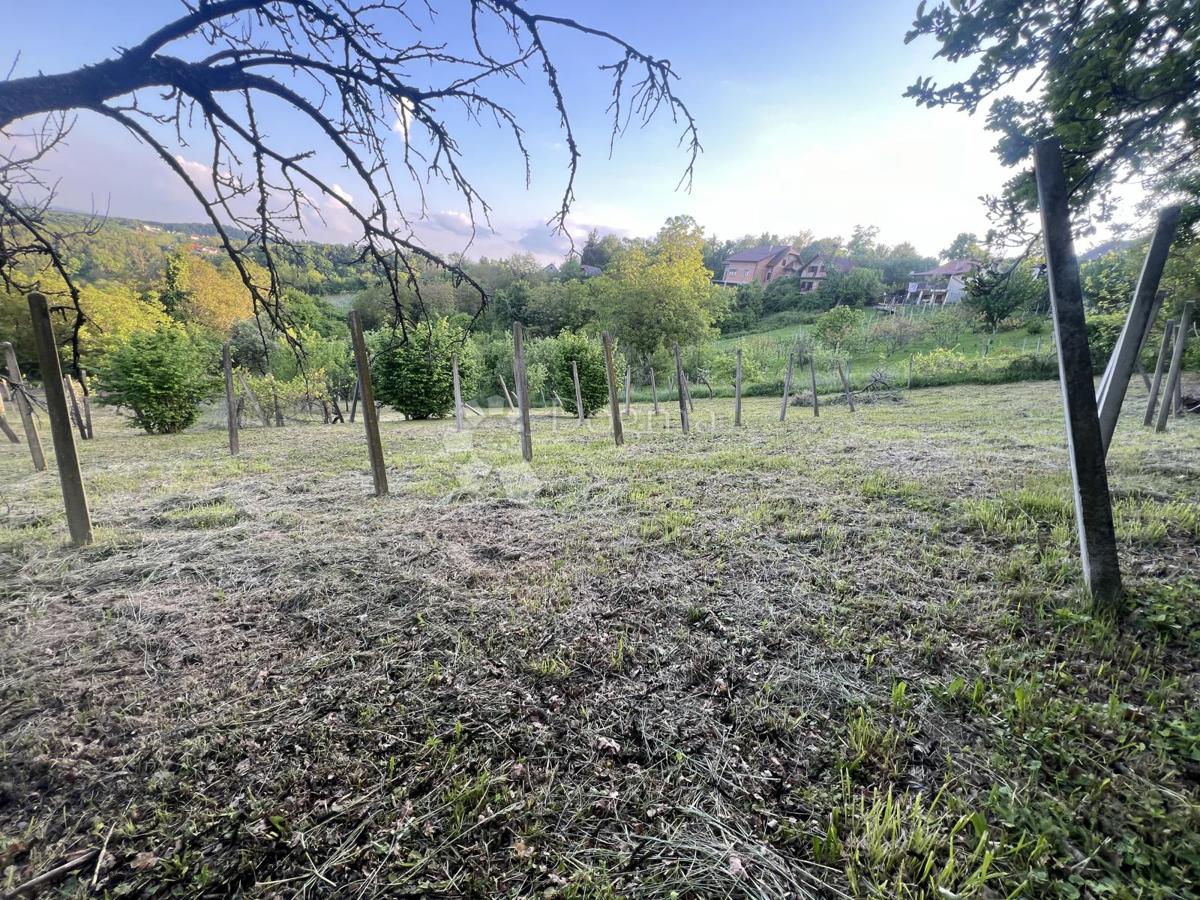 Terreno agricolo Čučerje, Gornja Dubrava, 1.758m2