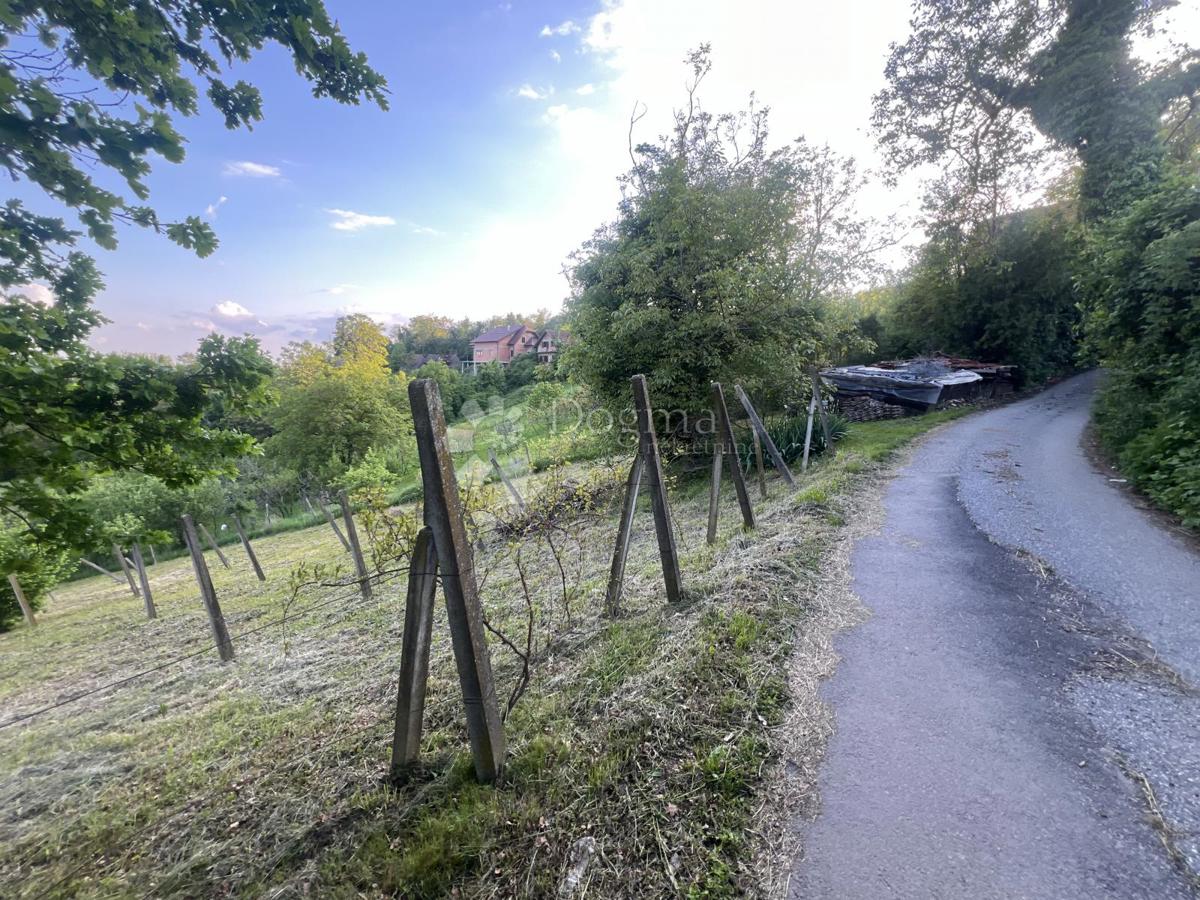 Terreno agricolo Čučerje, Gornja Dubrava, 1.758m2