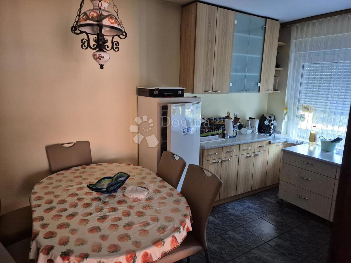 Casa Oroslavje, 166m2