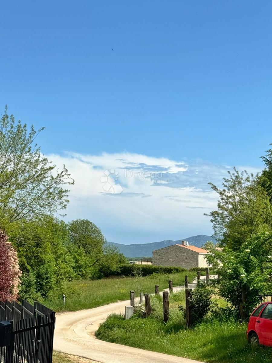 Terreno edificabile Labin, 1.656m2