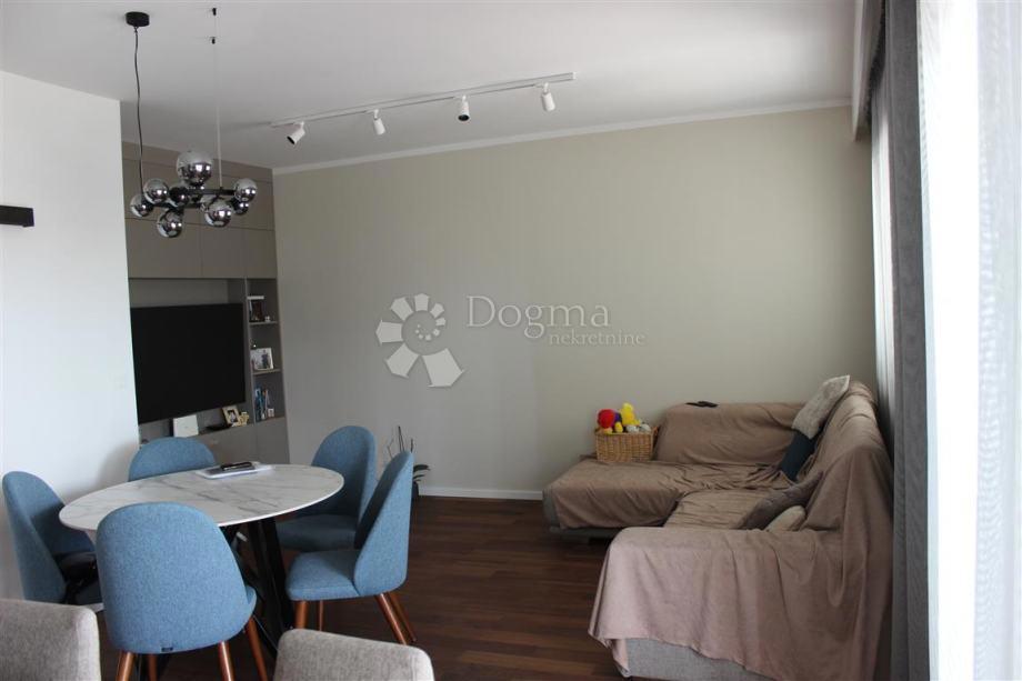 Casa Podstrana, 500m2