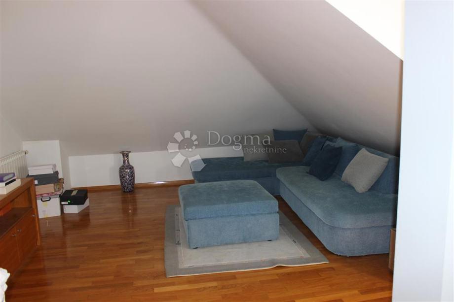 Casa Podstrana, 500m2