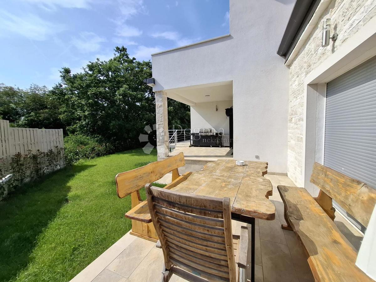 Casa Poreč, 142m2