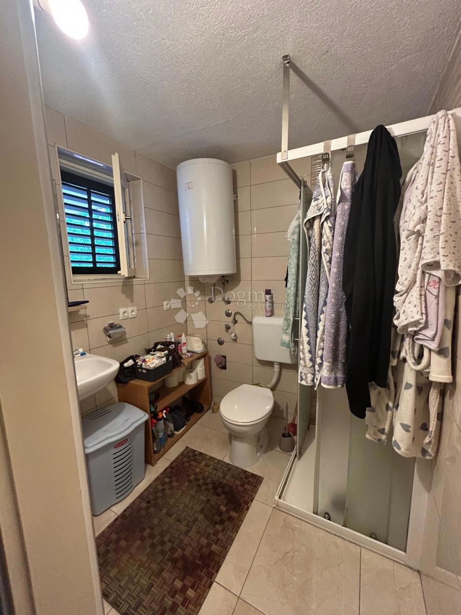 Casa Risika, Vrbnik, 101m2