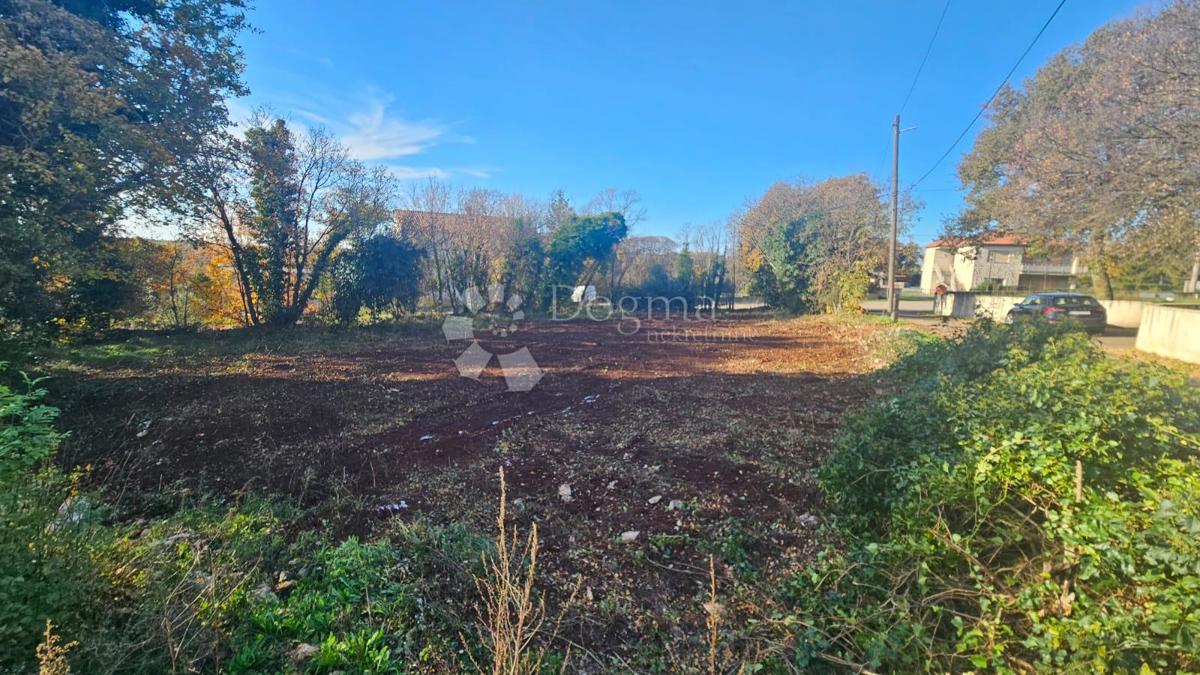 Terreno edificabile Pavićini, Marčana, 1.032m2