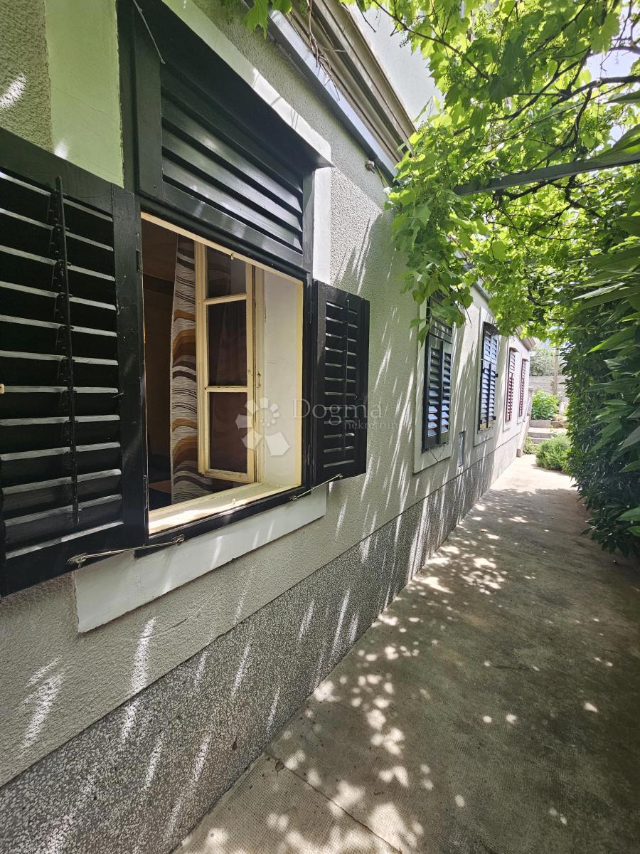 Allogio Kantrida, Rijeka, 77m2