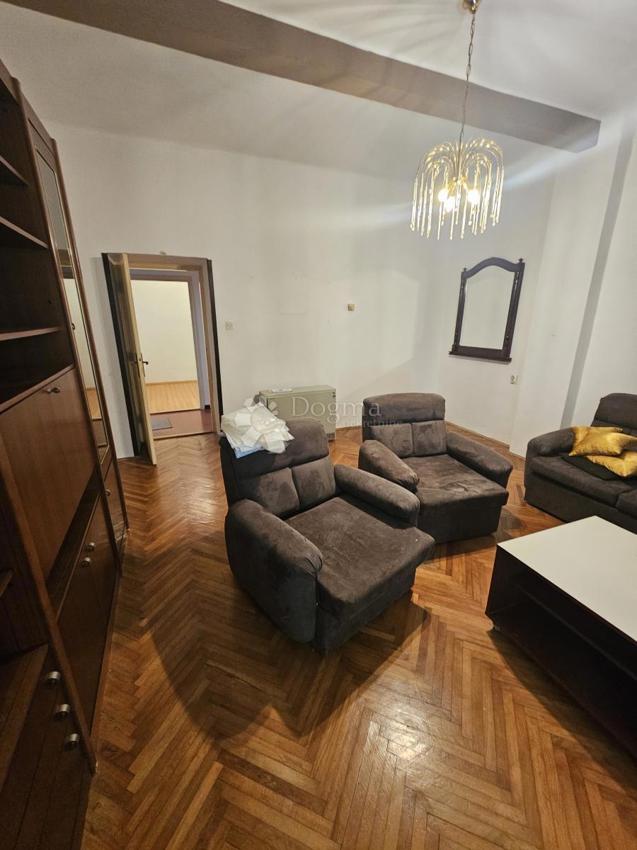 Allogio Kantrida, Rijeka, 77m2