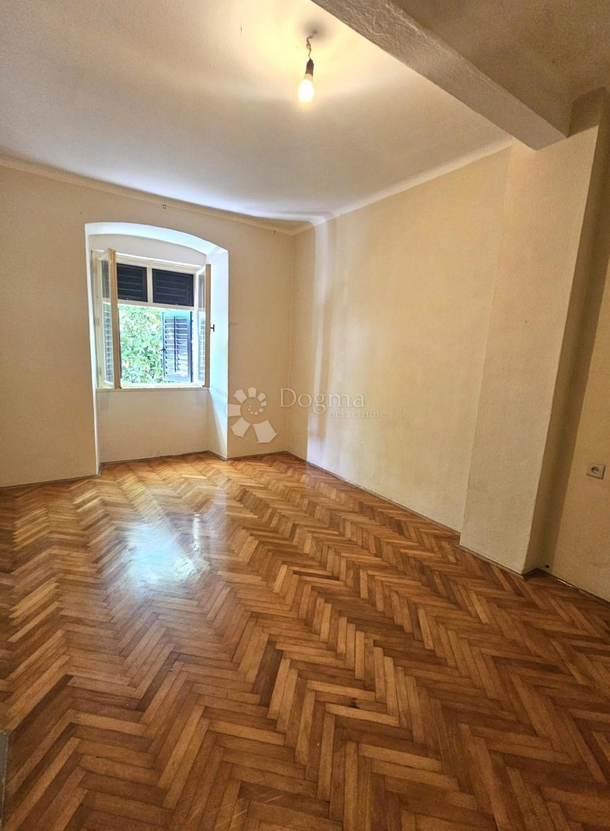 Allogio Kantrida, Rijeka, 77m2