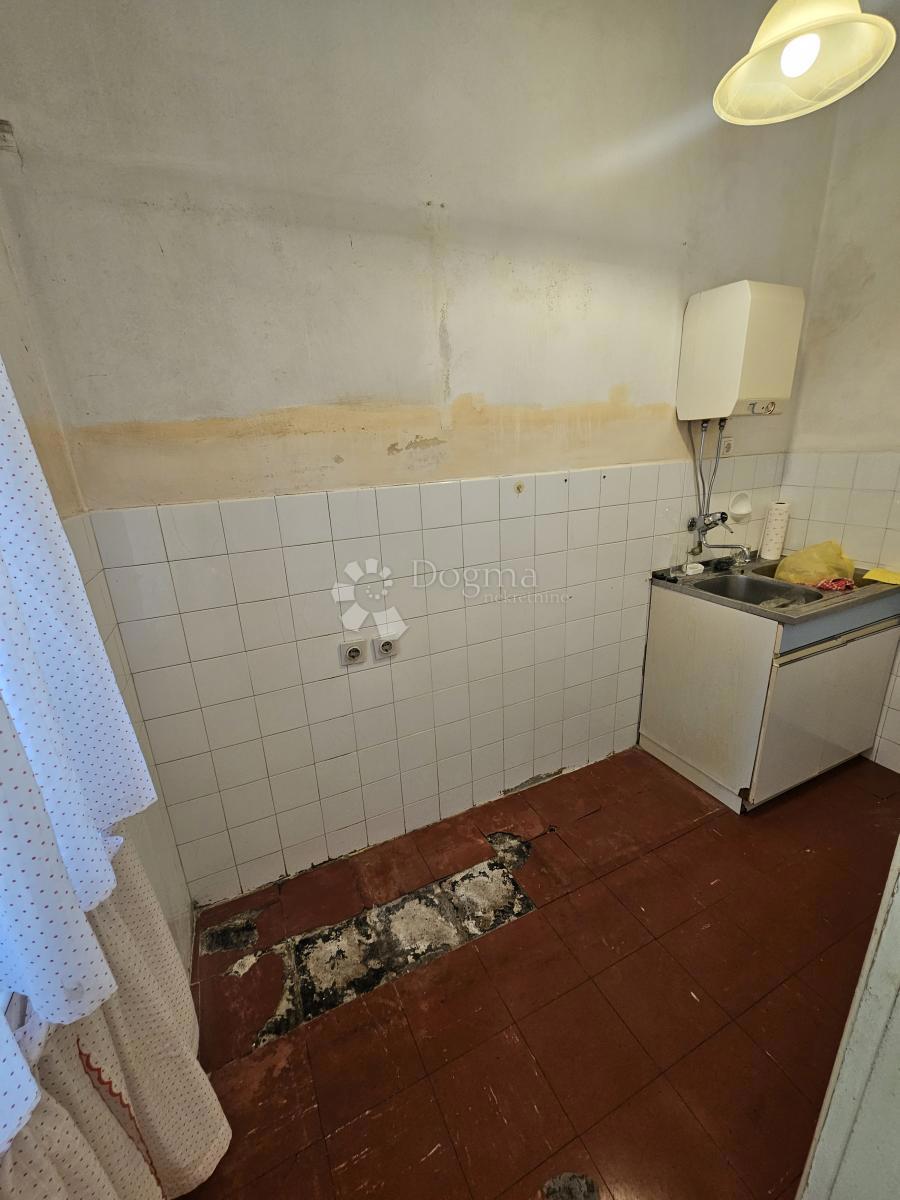 Allogio Kantrida, Rijeka, 77m2