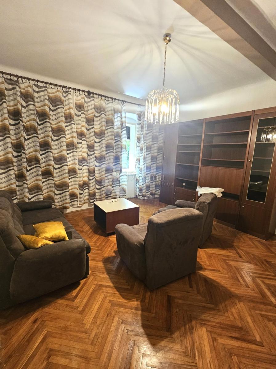 Allogio Kantrida, Rijeka, 77m2