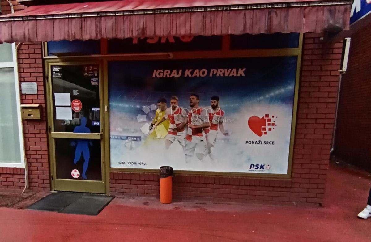 Locale commerciale Slavonija 1, Slavonski Brod, 44,63m2