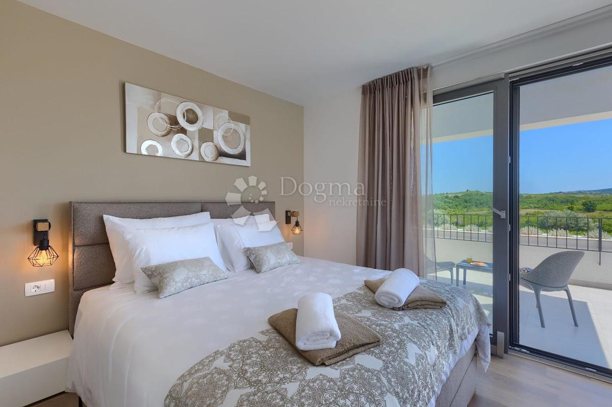 Casa Brtonigla, 264m2