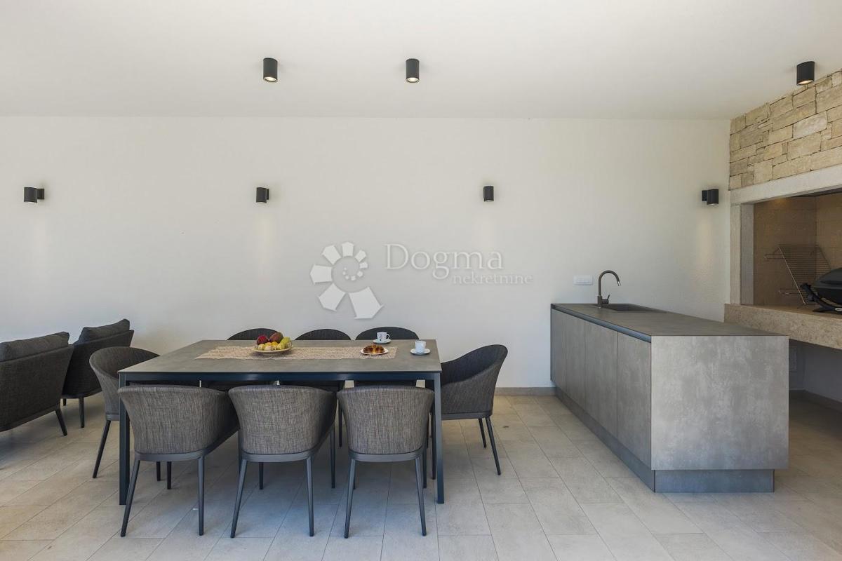 Casa Brtonigla, 264m2