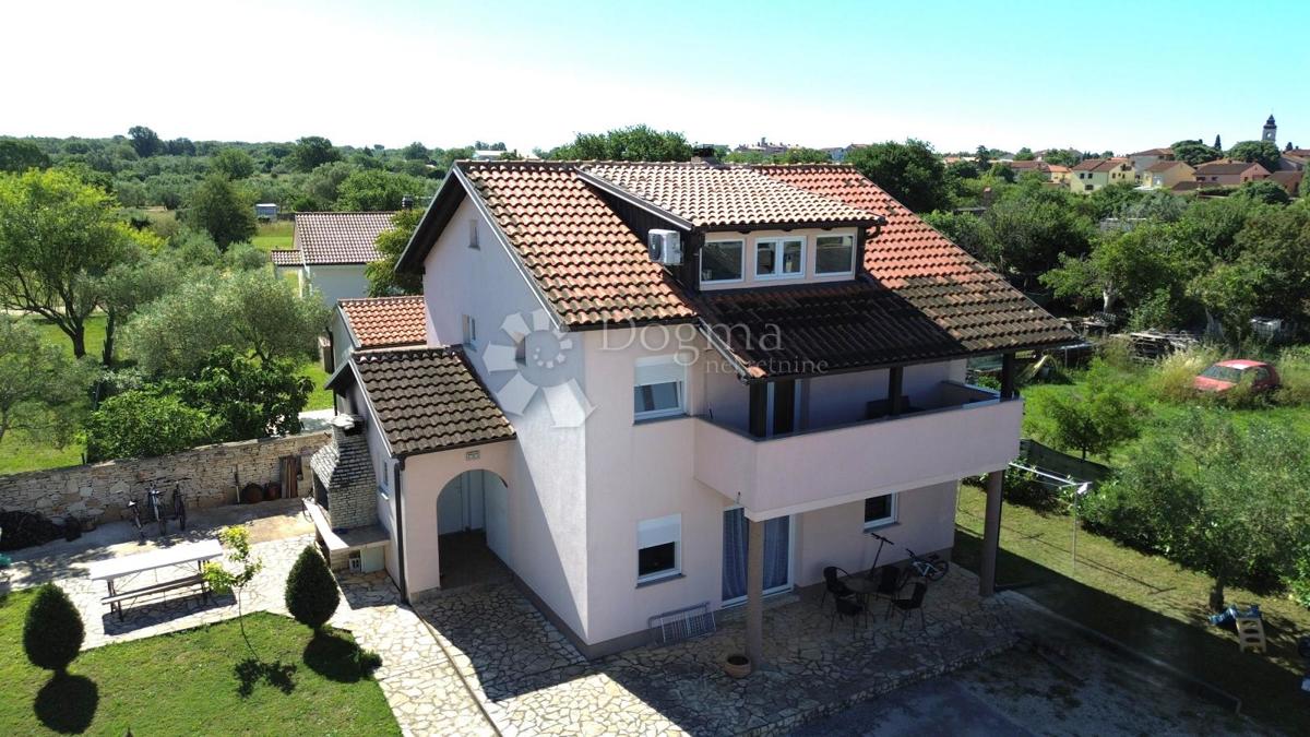 Casa Peroj, Vodnjan, 180m2