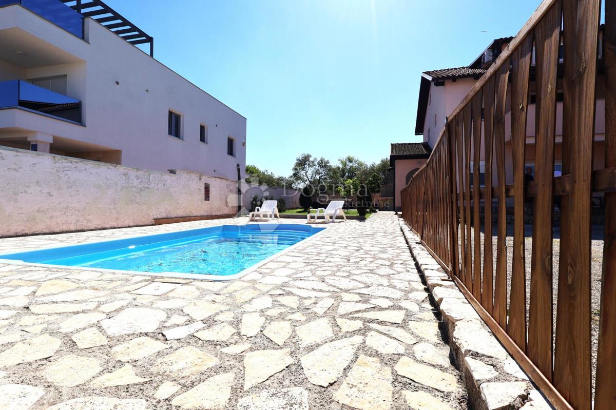 Casa Peroj, Vodnjan, 180m2