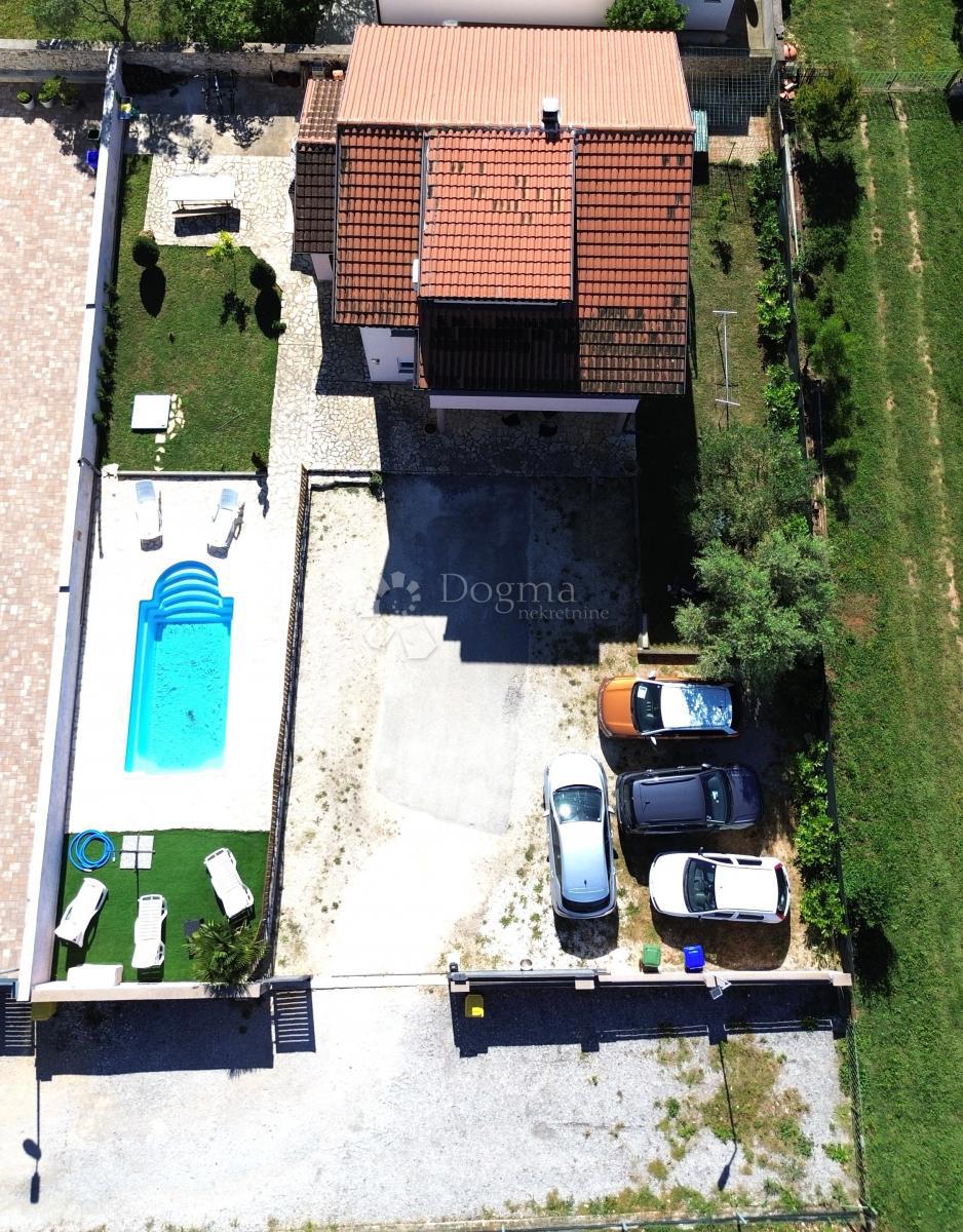 Casa Peroj, Vodnjan, 180m2