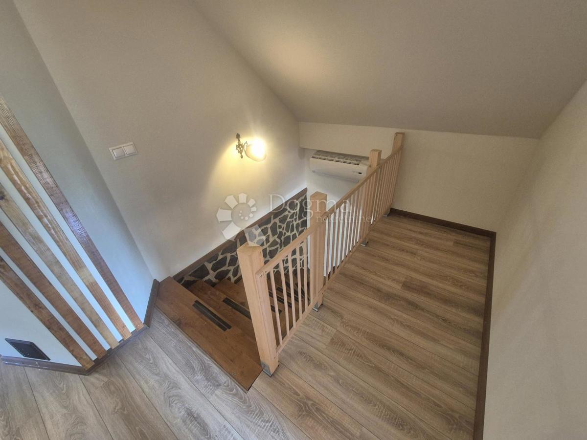 Casa Trški Vrh, Krapina - Okolica, 180m2