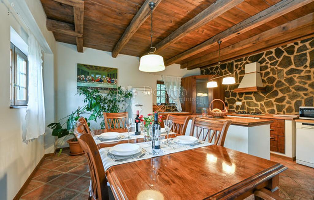 Casa Trški Vrh, Krapina - Okolica, 180m2