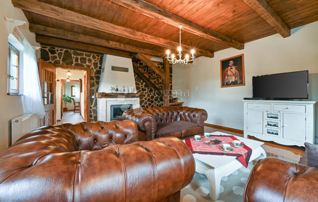 Casa Trški Vrh, Krapina - Okolica, 180m2