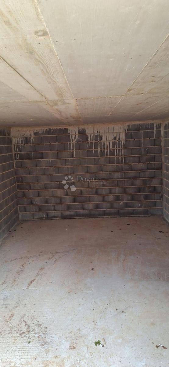 Terreno agricolo Rovinj, 13.744m2