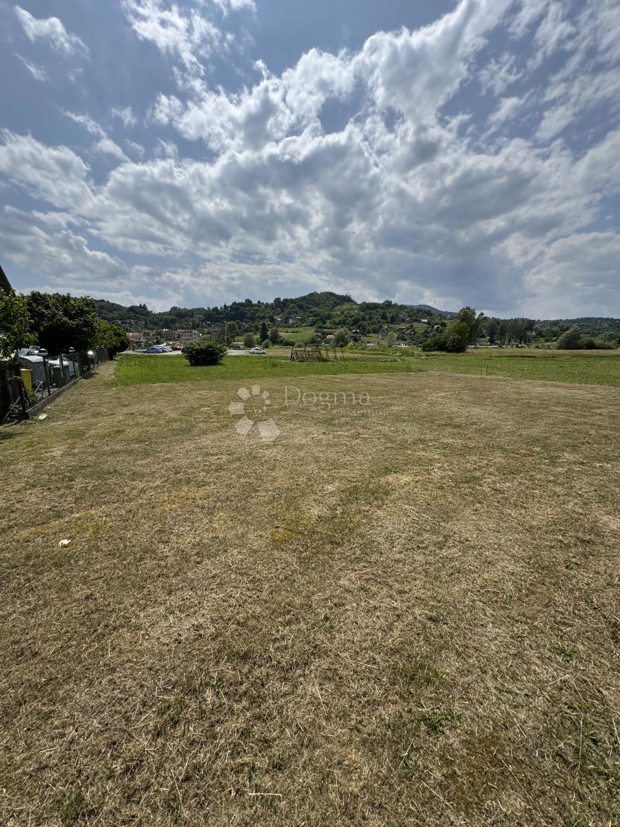 Terreno edificabile Črešnjevec, Tuhelj, 1.913m2